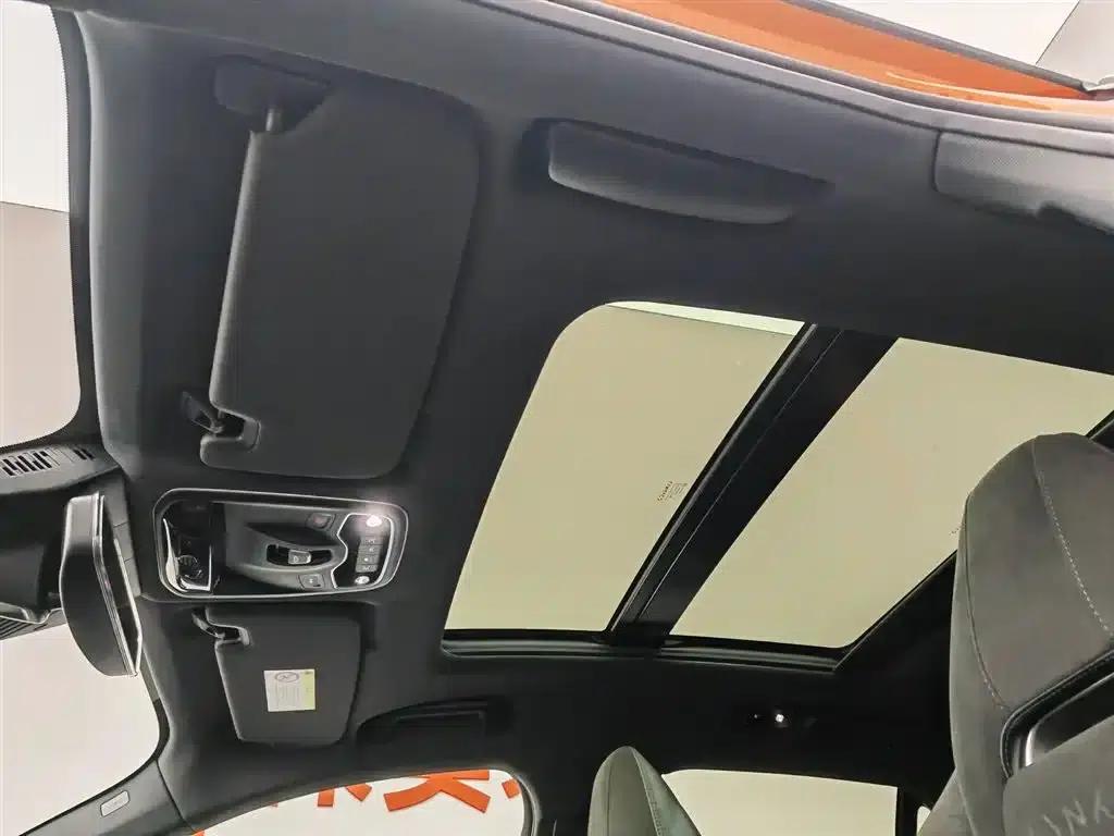 Lynk & Co 02 Hatchback 2021 2.0TD Halo — миниатюра 14