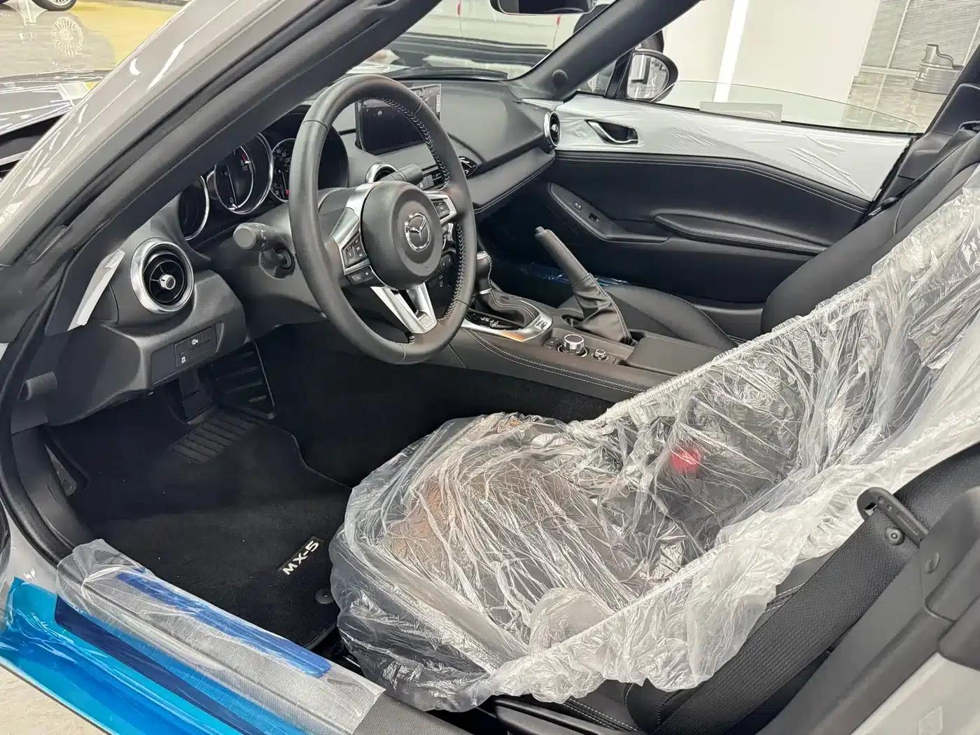 Mazda MX-5 2025 2.0L Automatic — миниатюра 7