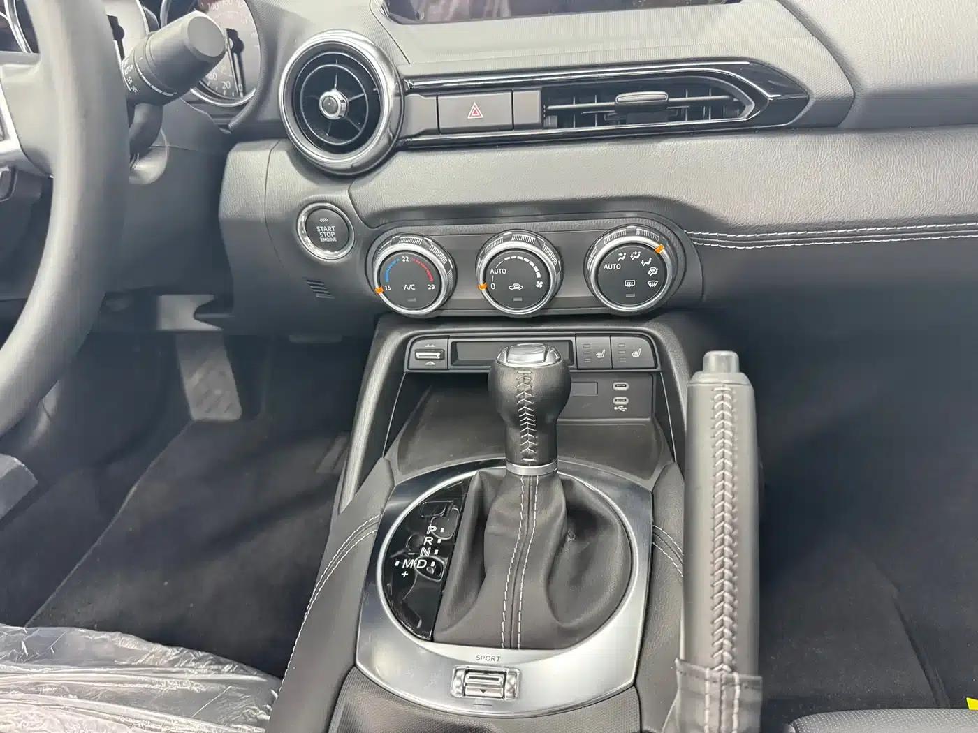 Mazda MX-5 2025 2.0L Automatic — миниатюра 9