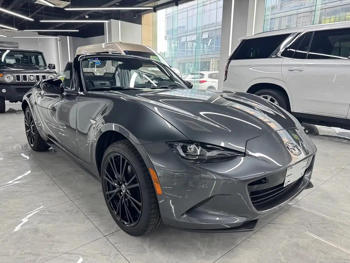Mazda MX-5 2025 2.0L Manual — миниатюра 3