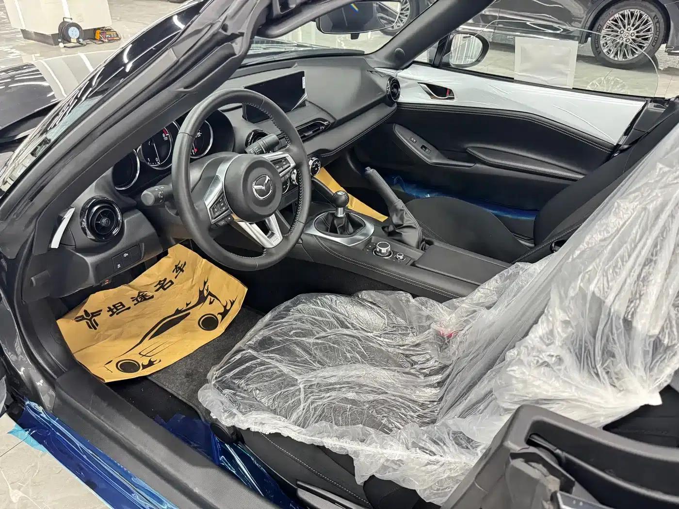 Mazda MX-5 2025 2.0L Manual — миниатюра 7