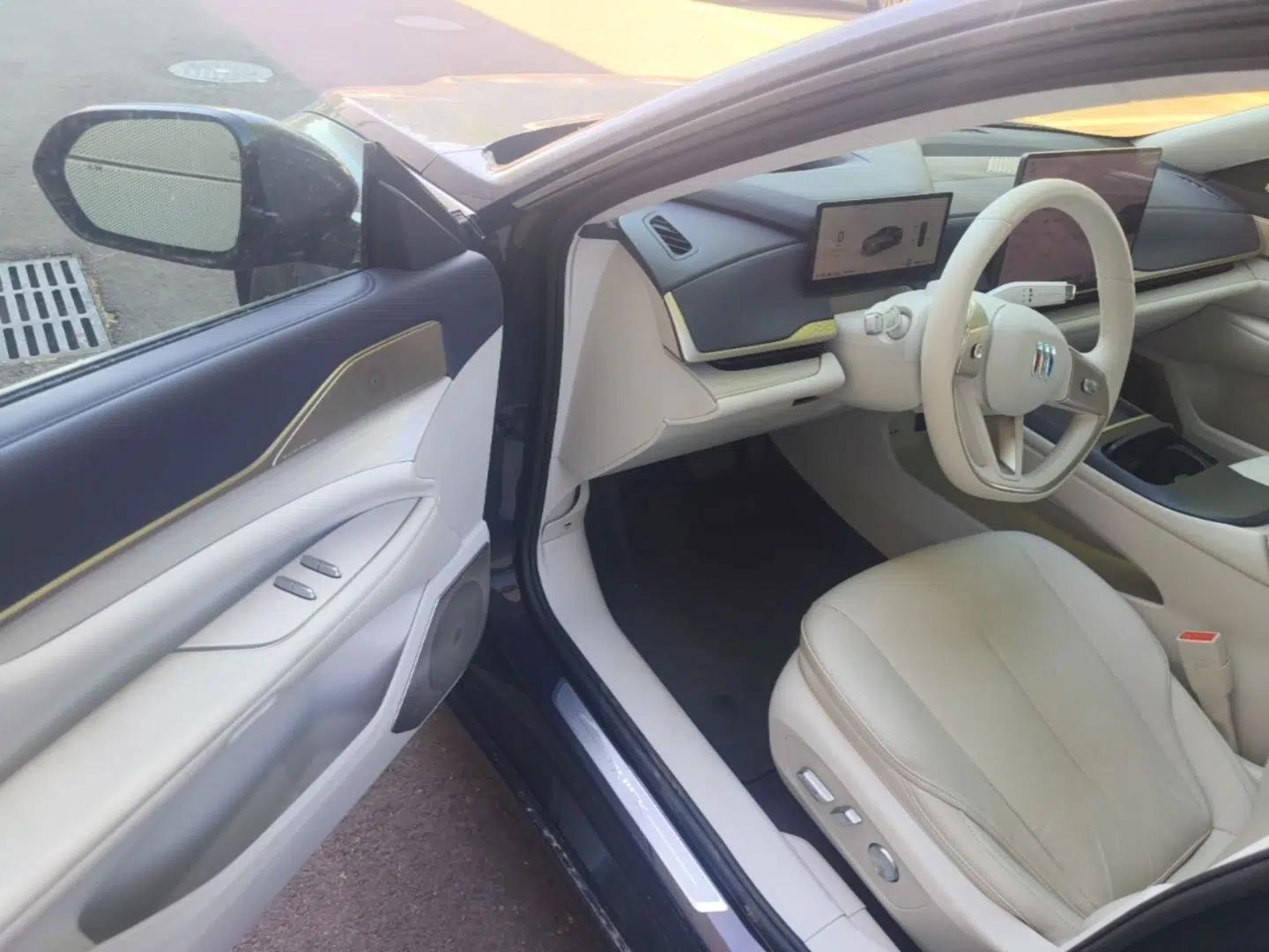 Buick L7 2025 Model Aivia — миниатюра 19