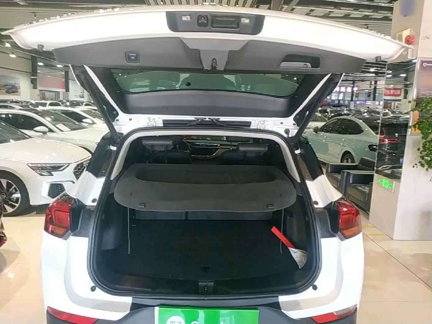 Buick Encore GX 2022 332T CVT Two-Wheel Drive Luxury Version — миниатюра 22