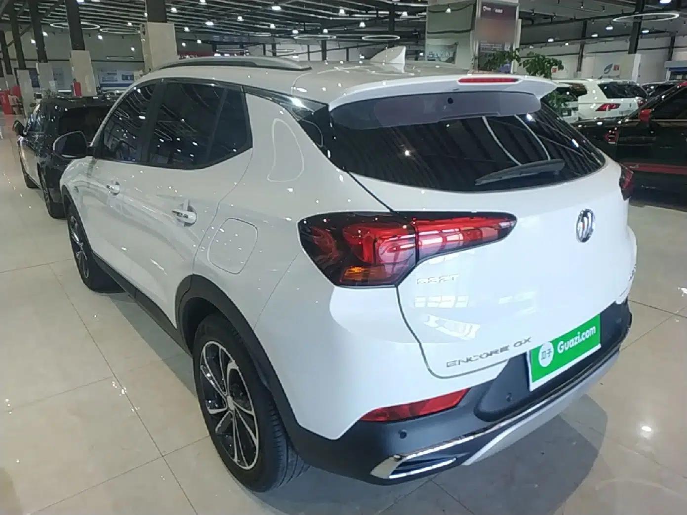 Buick Encore GX 2022 332T CVT Two-Wheel Drive Luxury Version — миниатюра 4