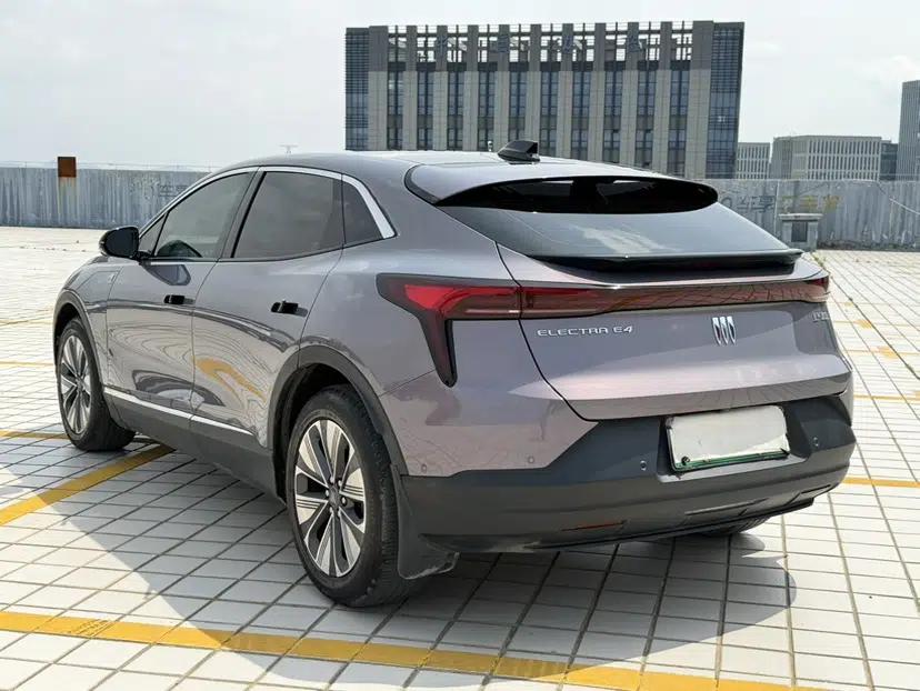 Buick E4 2023 Smart Edition — миниатюра 7