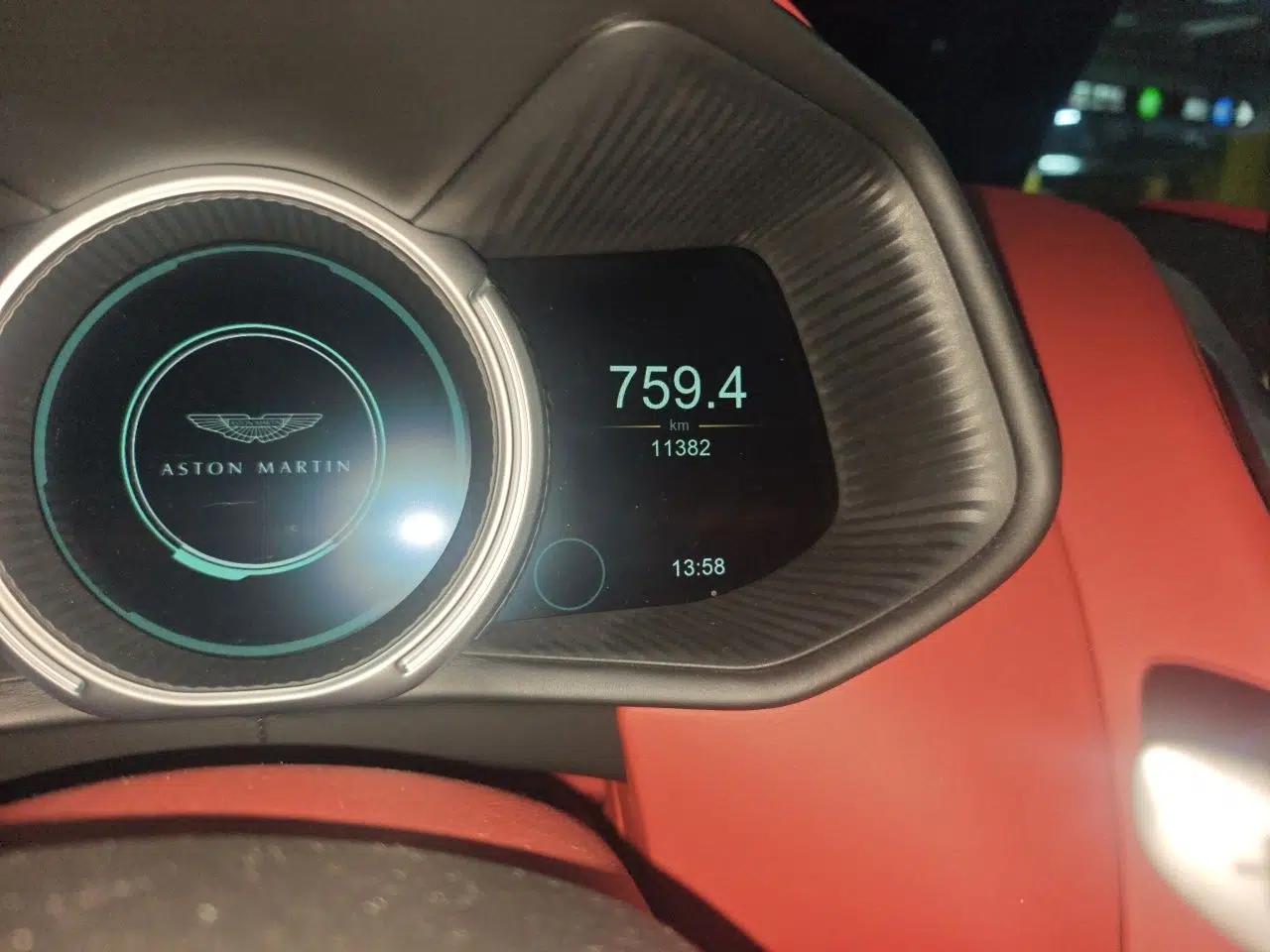 AstonMartin DB11 2019 4.0T V8 Coupe — миниатюра 13