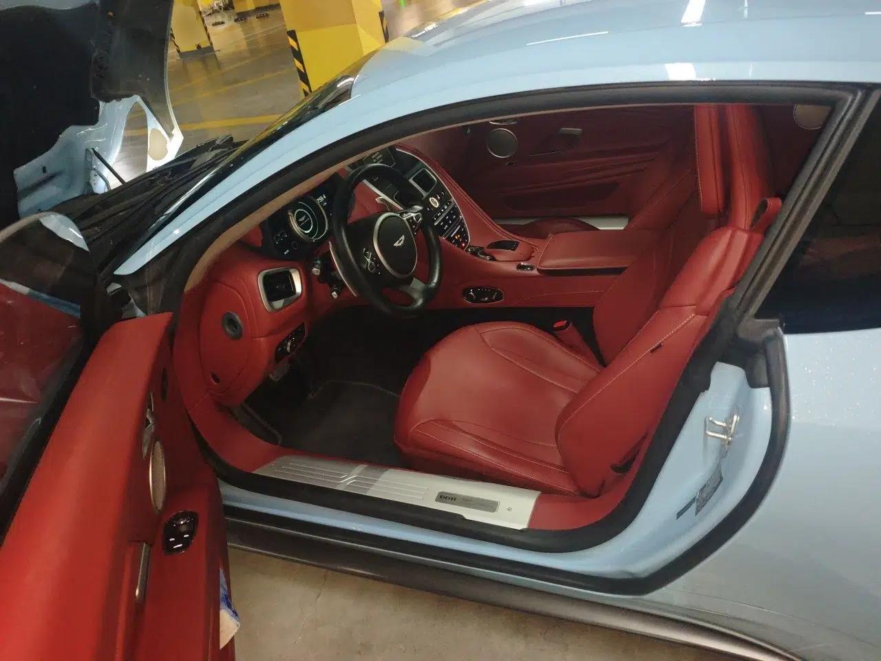 AstonMartin DB11 2019 4.0T V8 Coupe — миниатюра 16