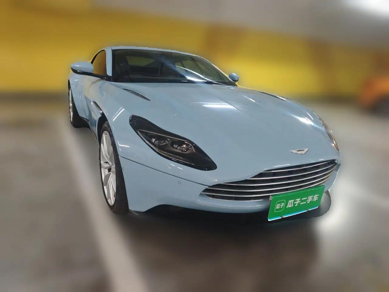 AstonMartin DB11 2019 4.0T V8 Coupe — миниатюра 3