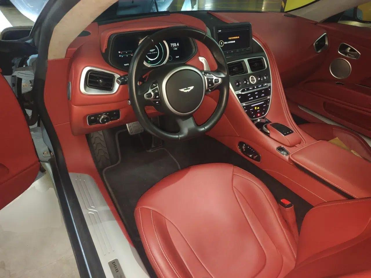 AstonMartin DB11 2019 4.0T V8 Coupe — миниатюра 10