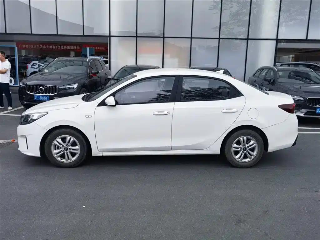 2019 Kia Forte 1.6L Automatic Fashion Edition (China VI Emission Standard) — миниатюра 3