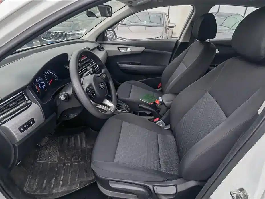2019 Kia Forte 1.6L Automatic Fashion Edition (China VI Emission Standard) — миниатюра 4
