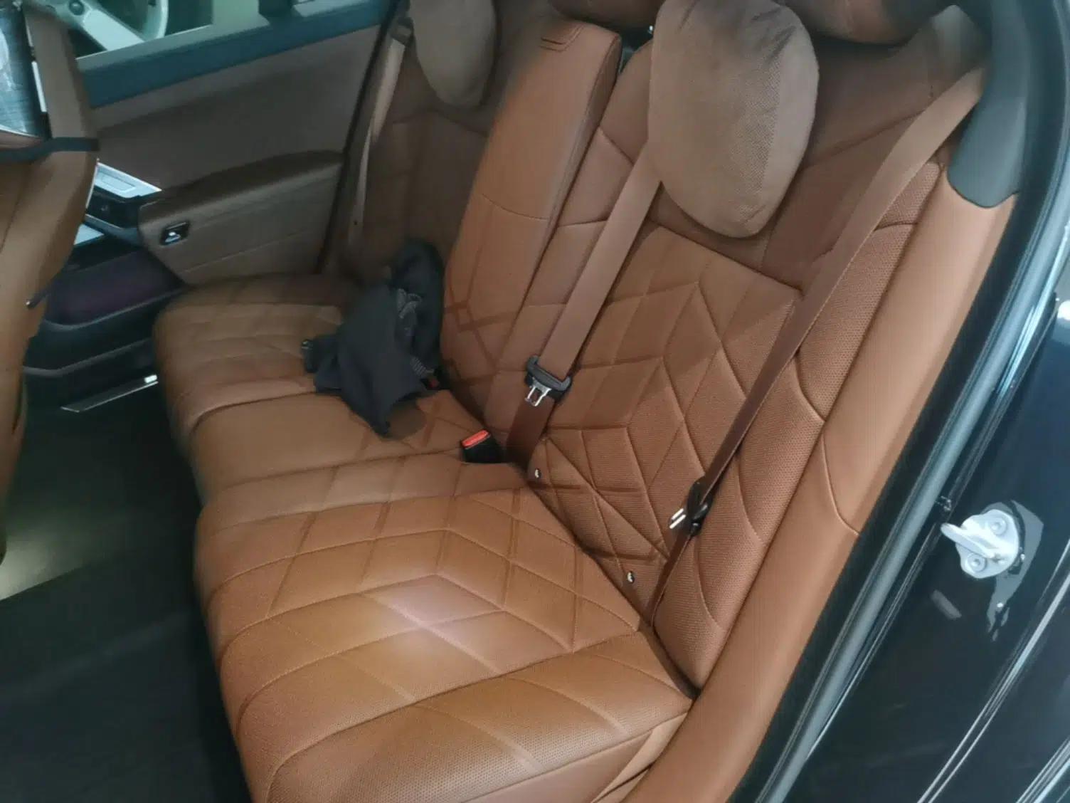 BMW i7 2023 eDrive50L Prestige M Sport Package — миниатюра 20
