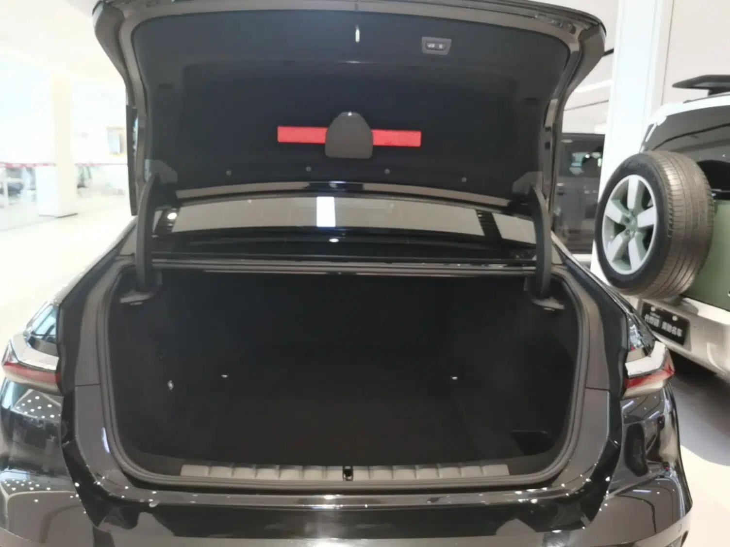 BMW i7 2023 eDrive50L Prestige M Sport Package — миниатюра 22
