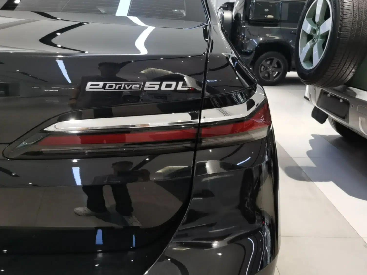 BMW i7 2023 eDrive50L Prestige M Sport Package — миниатюра 7