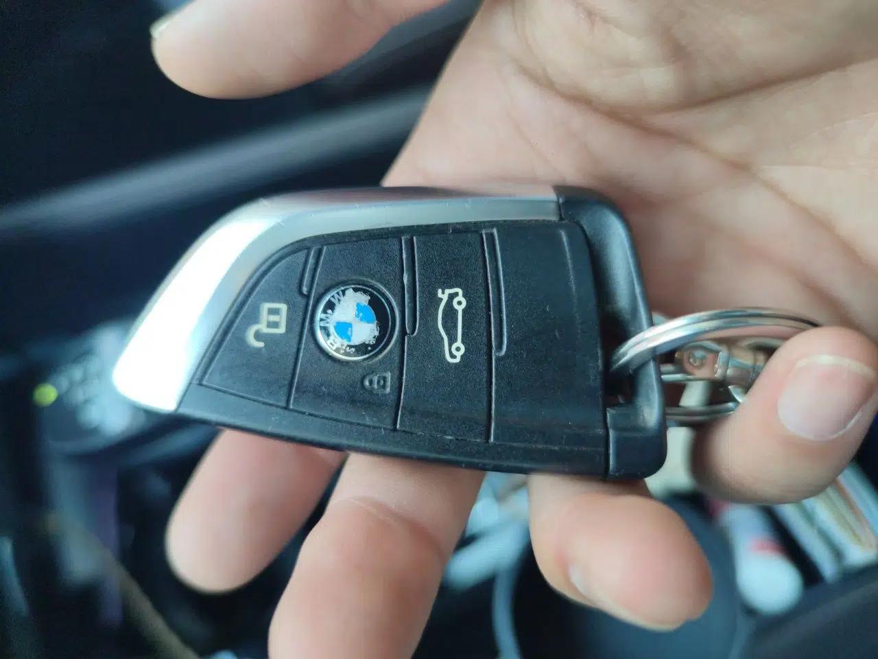 BMW X1 New Energy 2019 xDrive25Le Luxury Model — миниатюра 9