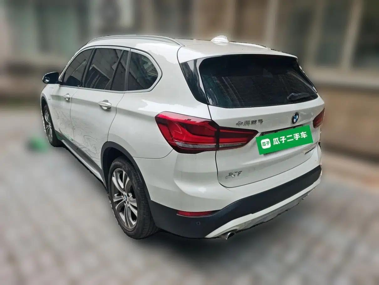 BMW X1 New Energy 2020 xDrive30Le Premium Edition — миниатюра 4