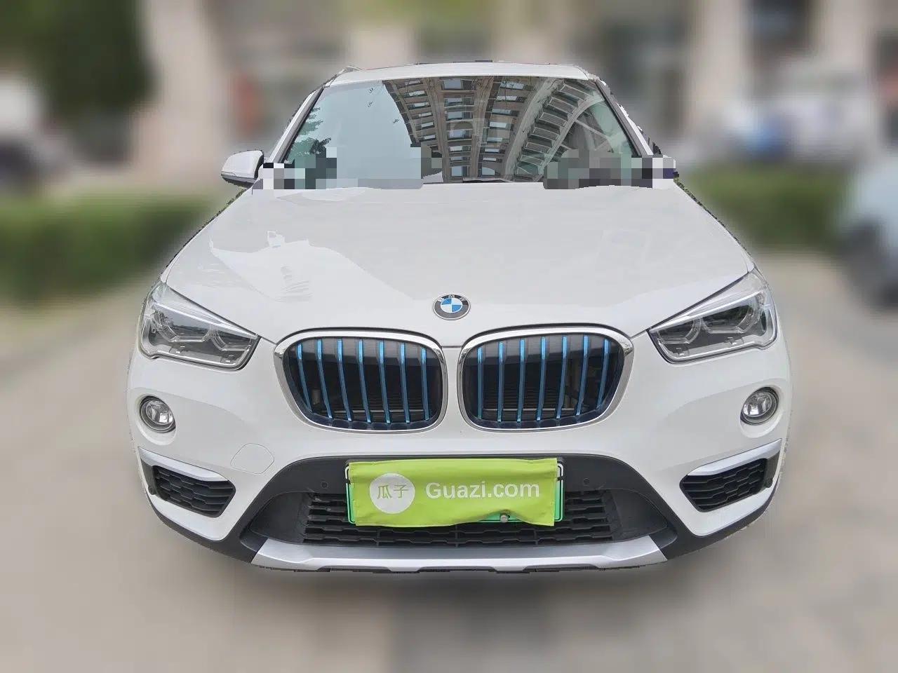 BMW X1 New Energy 2019 xDrive25Le Mileage Upgrade Version — миниатюра 2