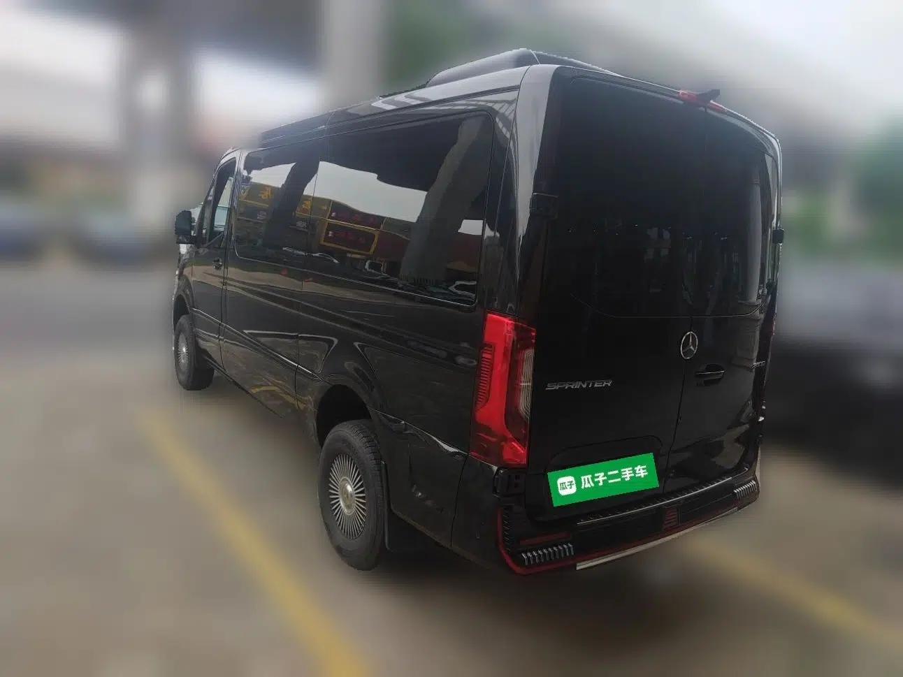 Mercedes-Benz Sprinter  — миниатюра 4