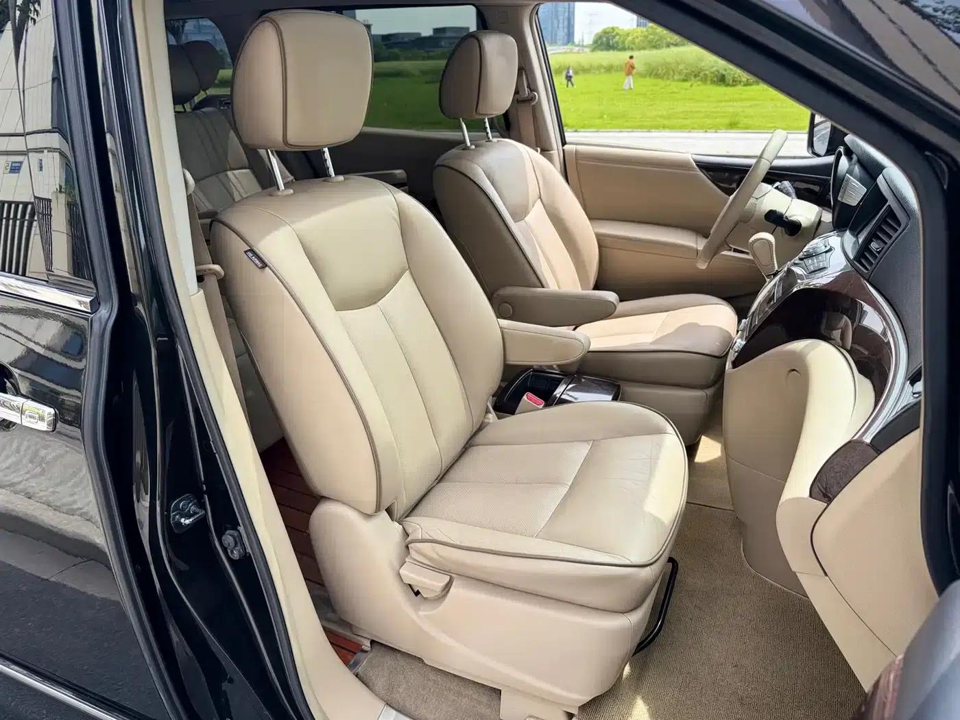 Quest 2015 3.5L SL — миниатюра 14