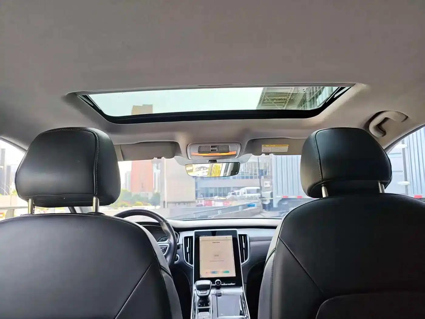 Roewe i6 MAX New Energy 2020 1.5T PHEV Cool Edition — миниатюра 17