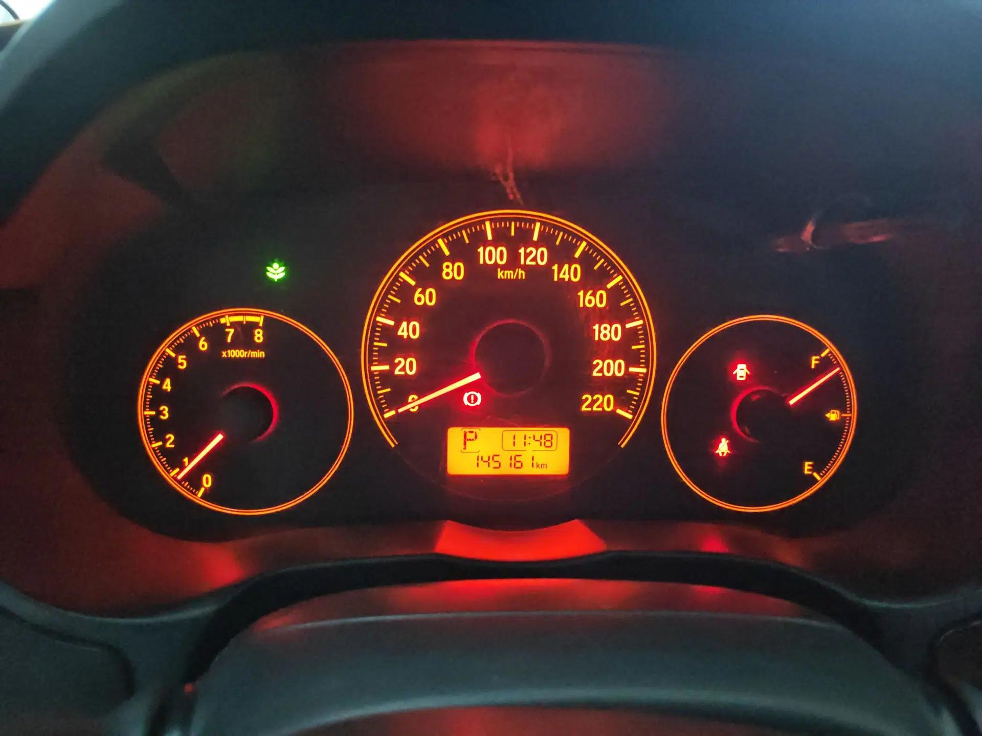 Honda Greiz 2016 1.5L CVT Classic Edition — миниатюра 12