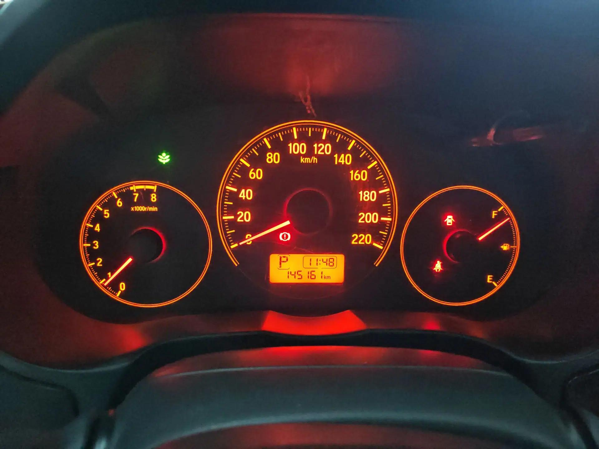 Honda Greiz 2016 1.5L CVT Classic Edition — миниатюра 13