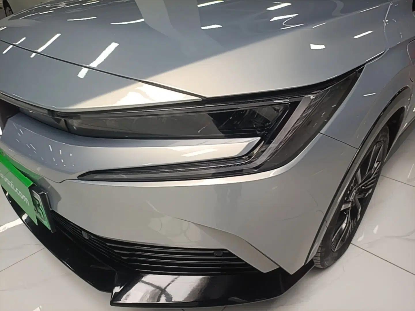 Honda e:NP2 2024 Advanced Edition — миниатюра 9