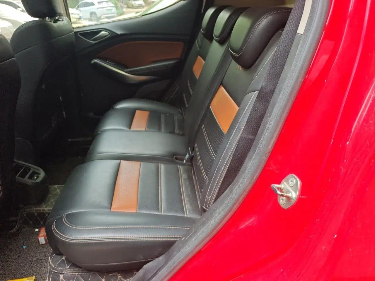 BYD Yuan 2016 1.5L Manual Luxury Model — миниатюра 18