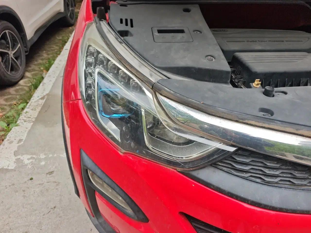 BYD Yuan 2016 1.5L Manual Luxury Model — миниатюра 7