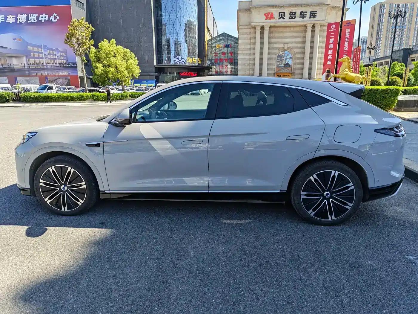 Denza N7 2024 630 AWD Intelligent Driving Max Edition — миниатюра 11