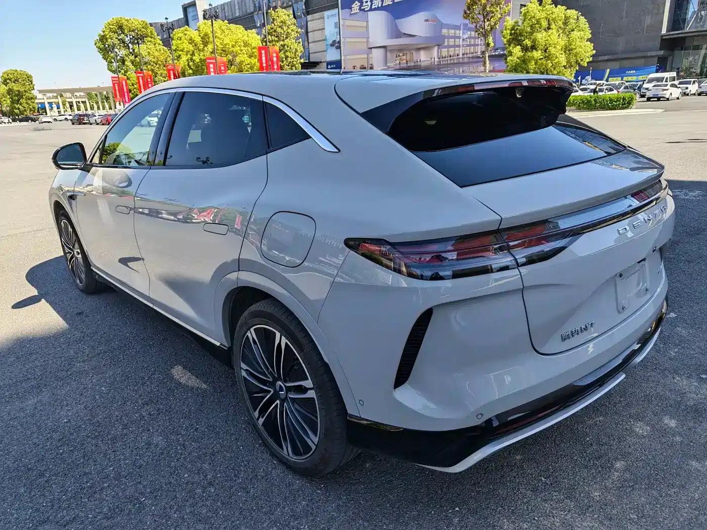 Denza N7 2024 630 AWD Intelligent Driving Max Edition — миниатюра 12