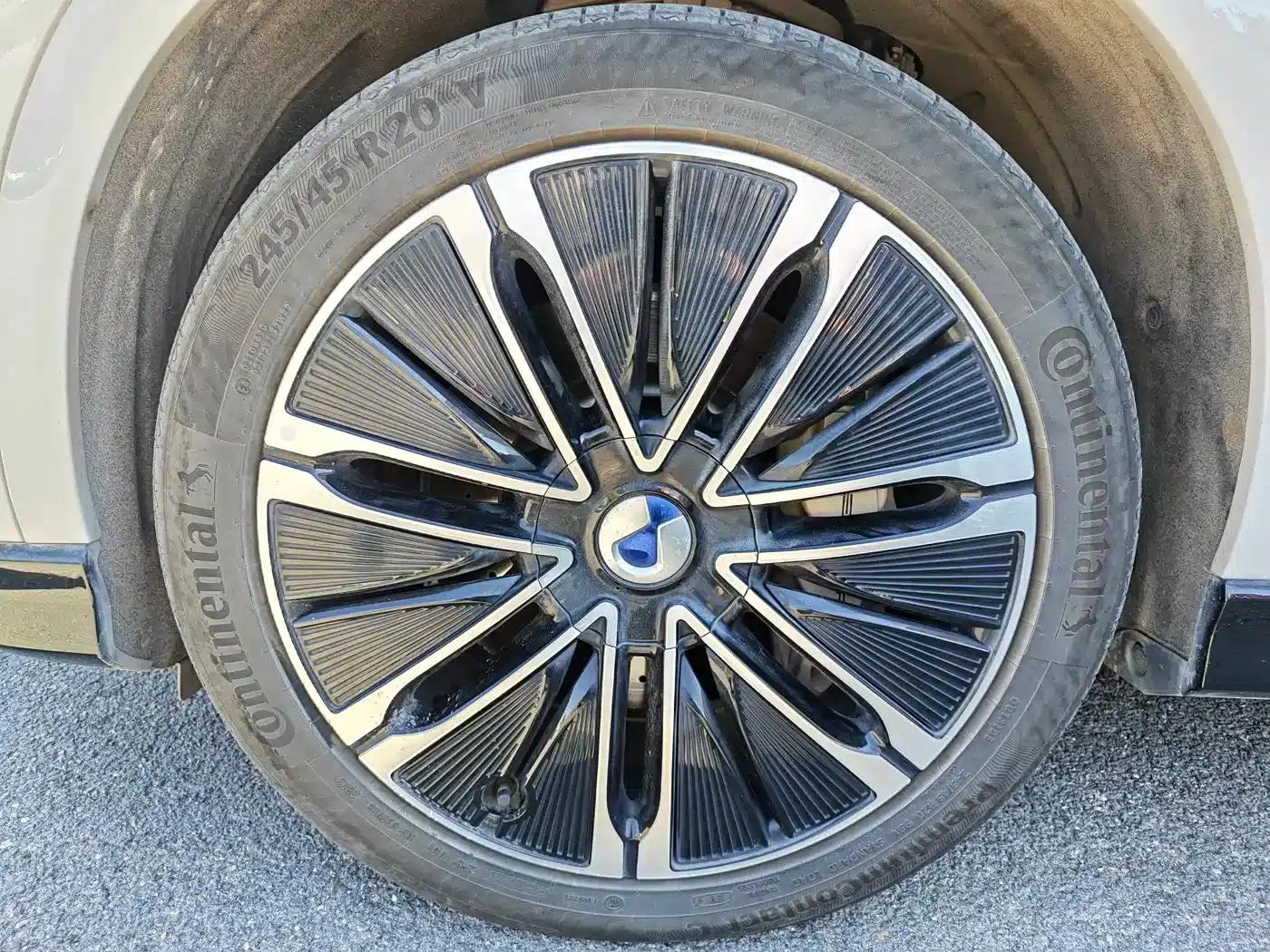 Denza N7 2024 630 AWD Intelligent Driving Max Edition — миниатюра 17