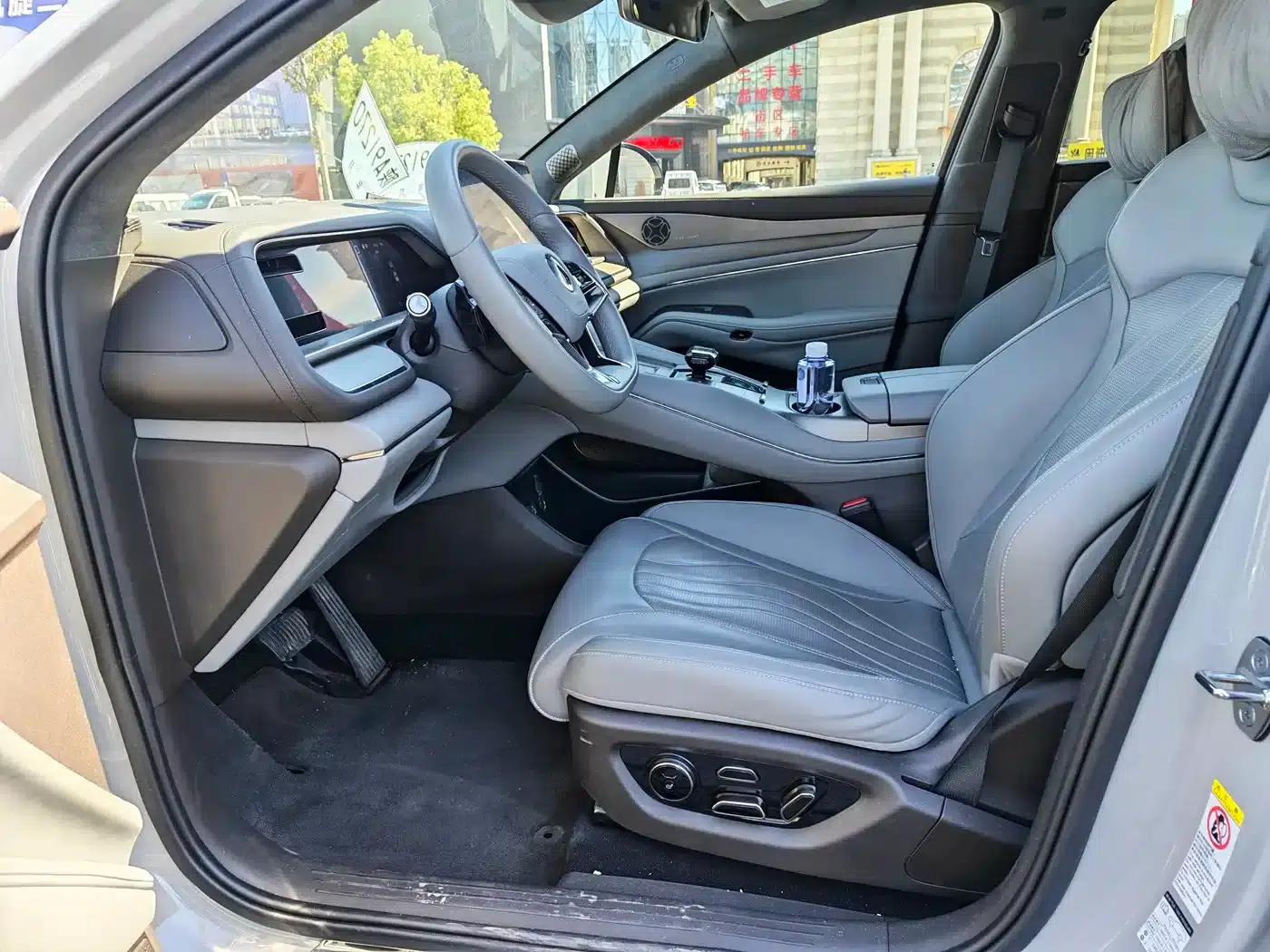 Denza N7 2024 630 AWD Intelligent Driving Max Edition — миниатюра 10