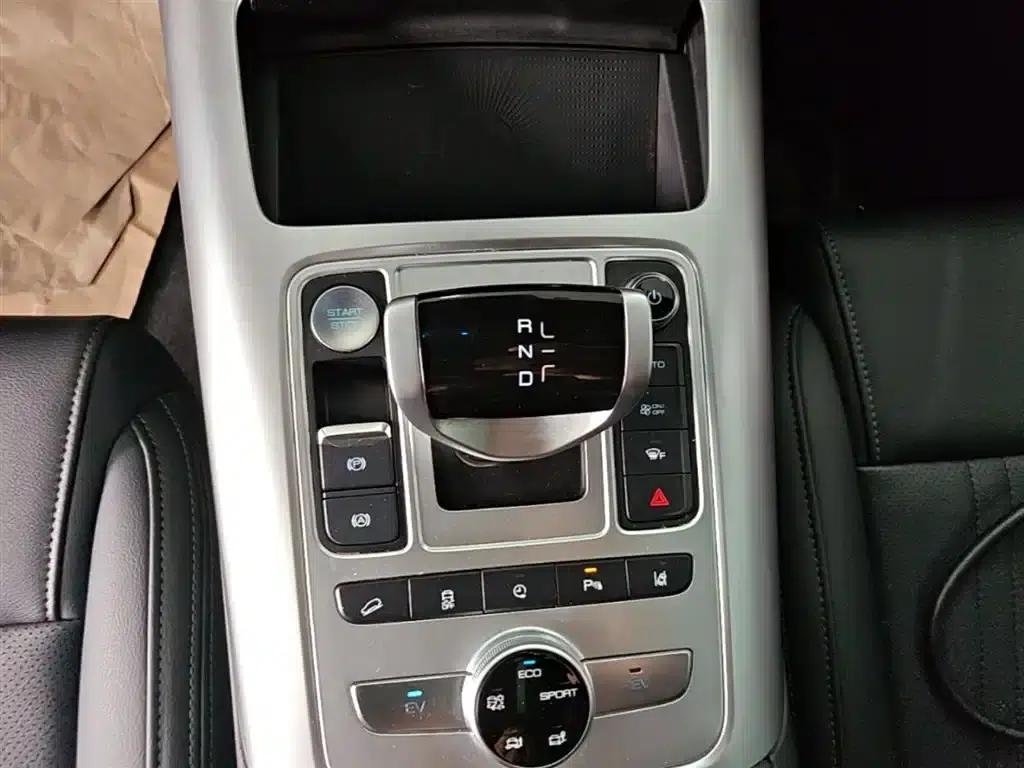 Denza X 2020 PHEV Sport Edition — миниатюра 14