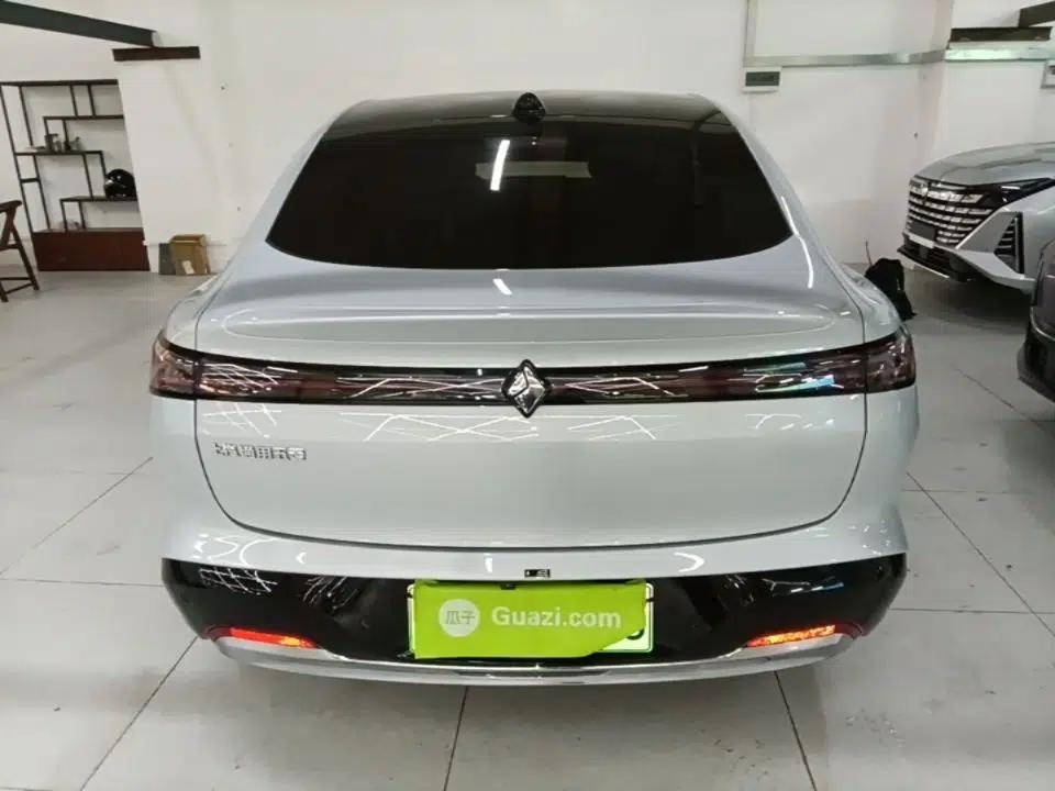 Baojun Enjoy 2025 All-Electric 600km Luxury Edition — миниатюра 5