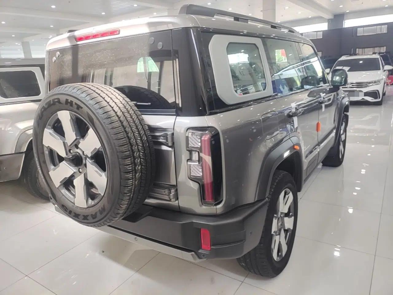 BAIC Off-Road BJ40 Electric Drive 2025 Advanced Edition — миниатюра 6
