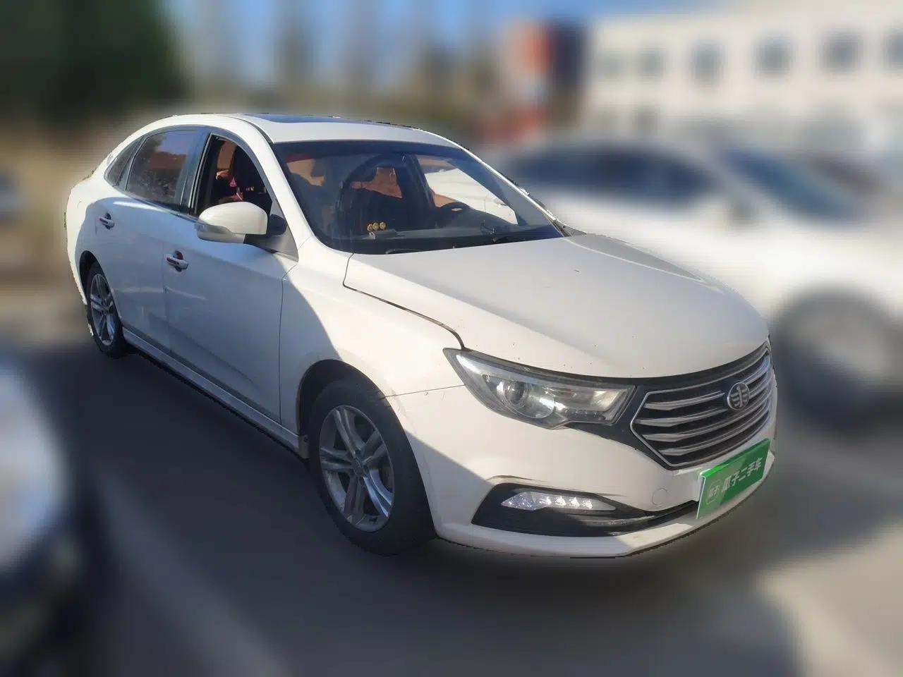 Bestune B30 2017 1.6L Manual Luxury Edition — миниатюра 3