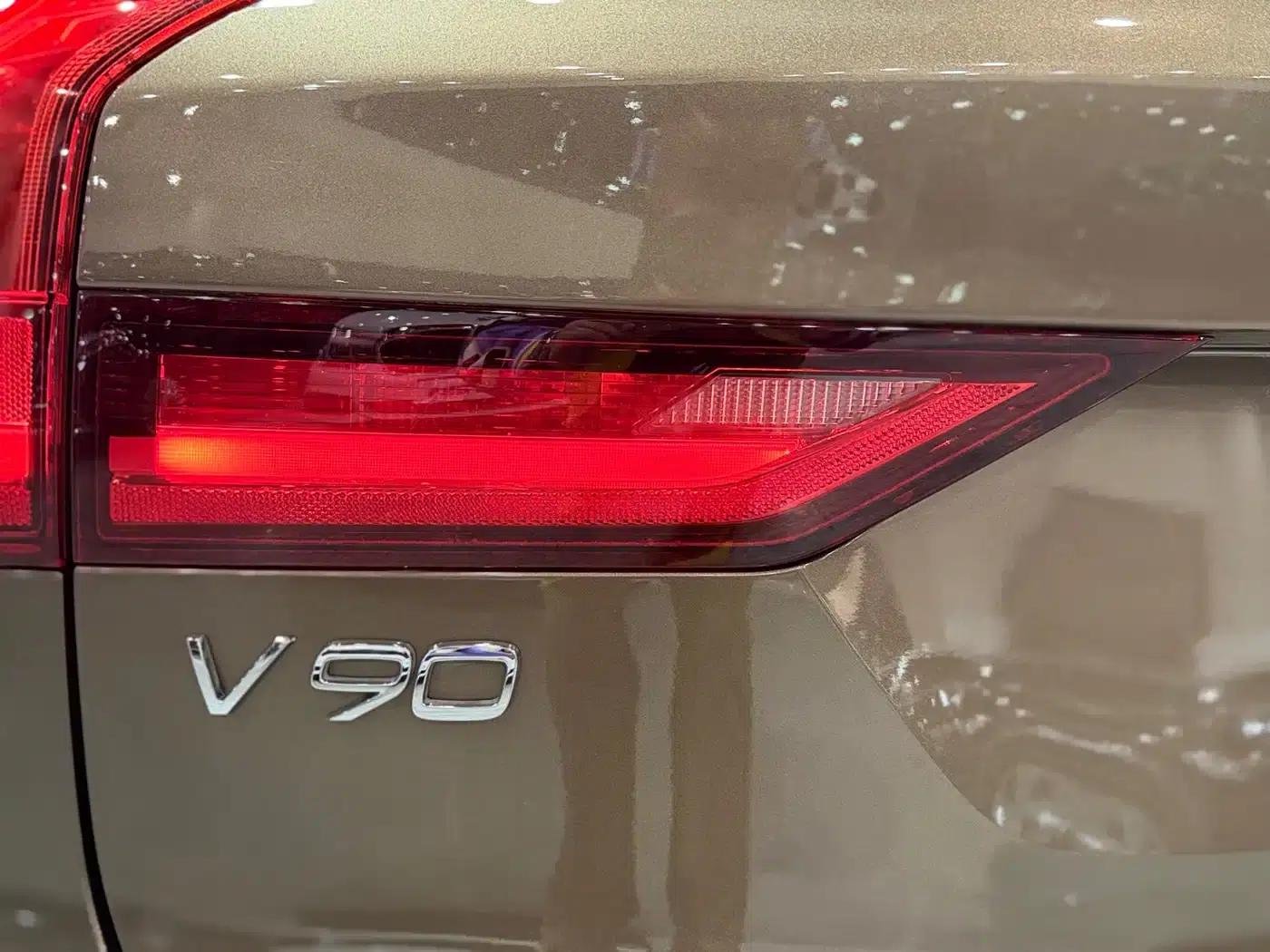 2017 Volvo V90 Cross Country T5 AWD Smart Edition — миниатюра 14