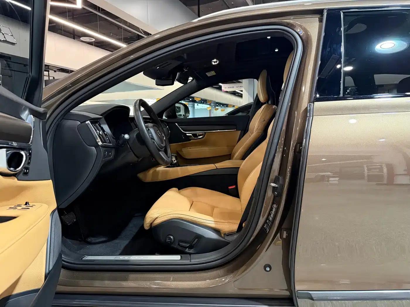 2017 Volvo V90 Cross Country T5 AWD Smart Edition — миниатюра 15