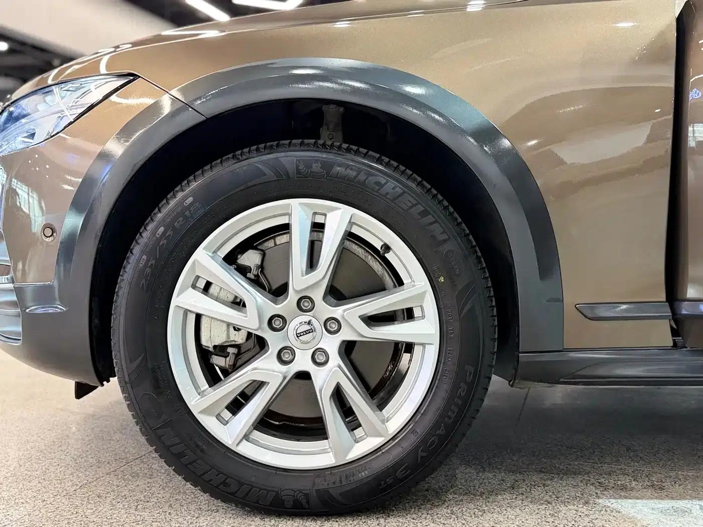 2017 Volvo V90 Cross Country T5 AWD Smart Edition — миниатюра 28