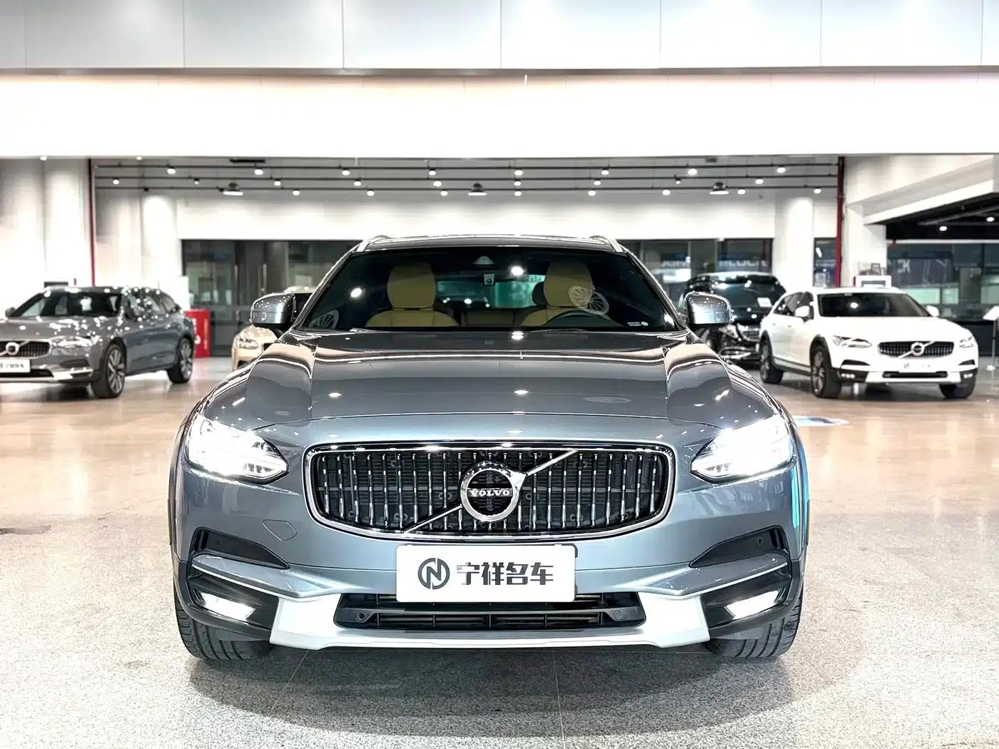 2019 Volvo V90 Cross Country T5 AWD Smart Edition (China VI Emission Standard) — миниатюра 2