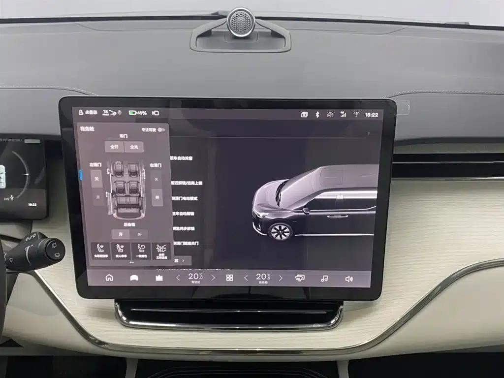 Volvo EM90 2025 Ultra 6-seater — миниатюра 11