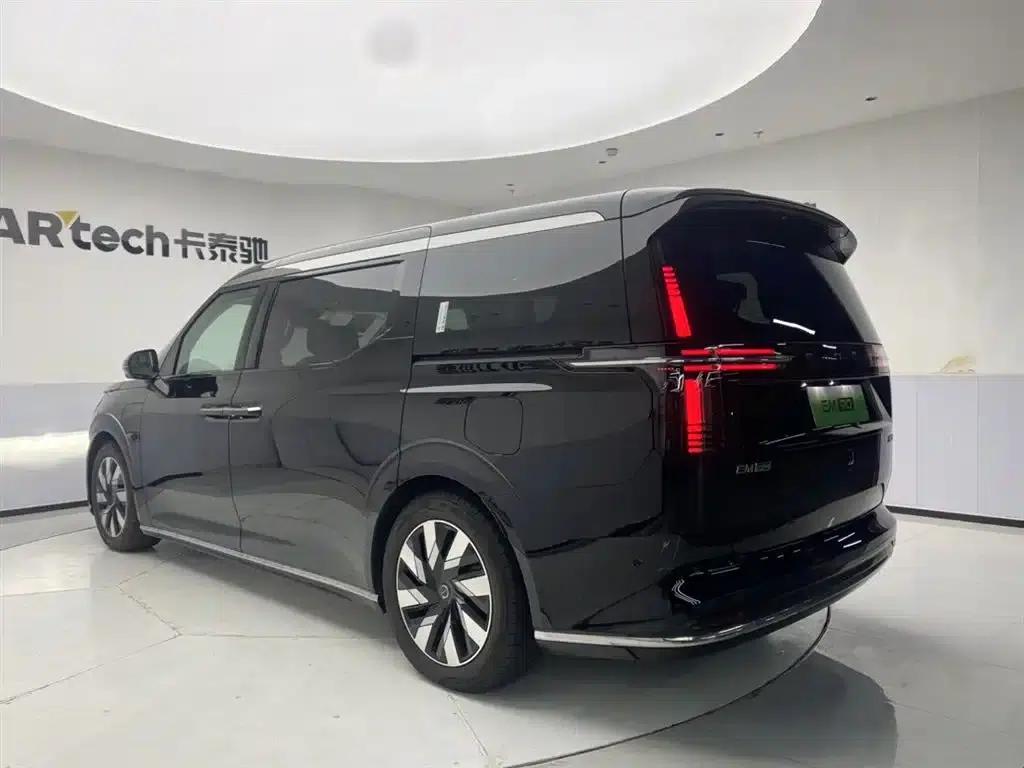 Volvo EM90 2025 Ultra 6-seater — миниатюра 14