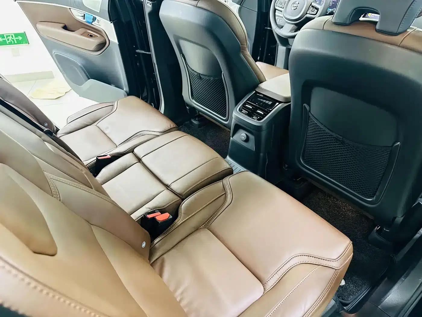2024 Volvo XC90 Plug-in Hybrid T8 Inscription Luxury Edition (7-seater) — миниатюра 11
