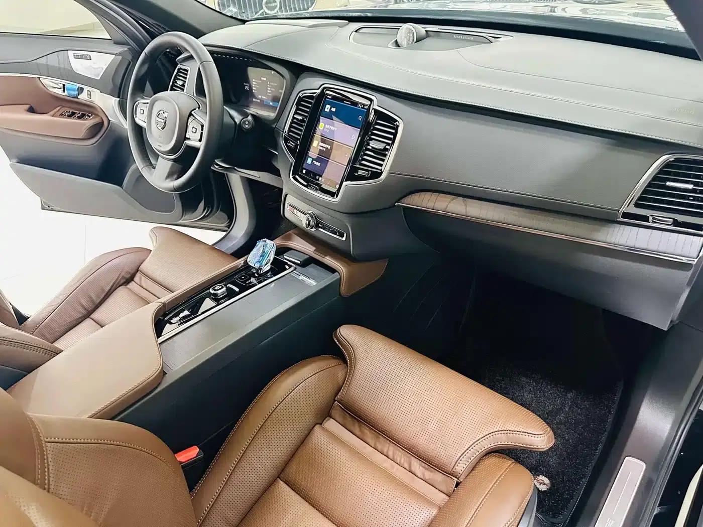 2024 Volvo XC90 Plug-in Hybrid T8 Inscription Luxury Edition (7-seater) — миниатюра 15