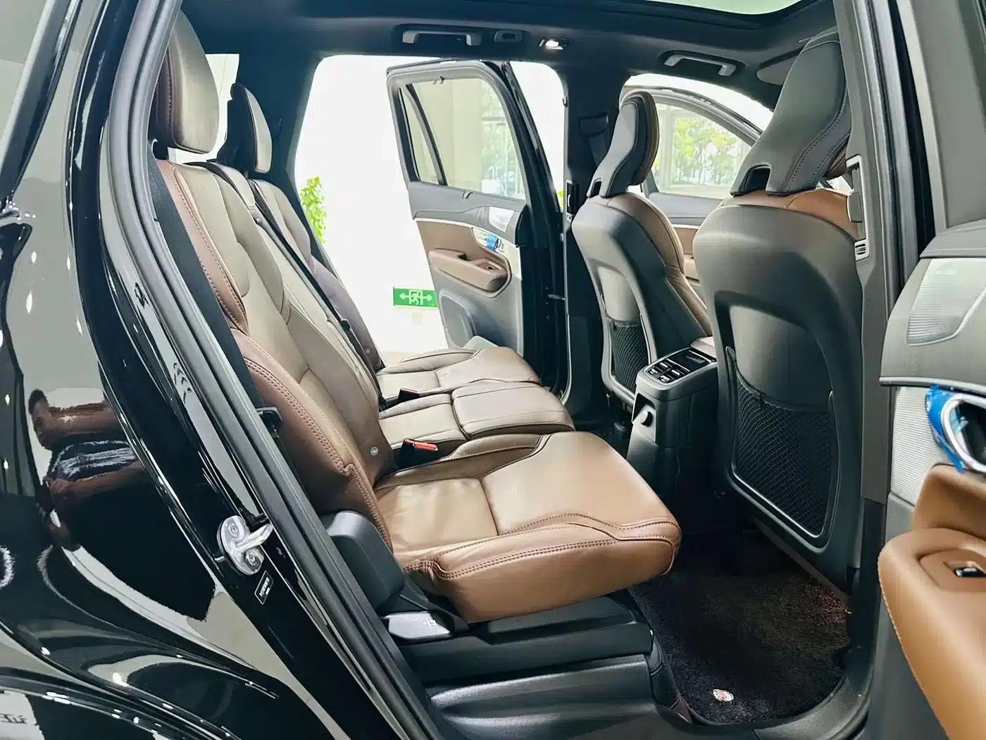 2024 Volvo XC90 Plug-in Hybrid T8 Inscription Luxury Edition (7-seater) — миниатюра 18