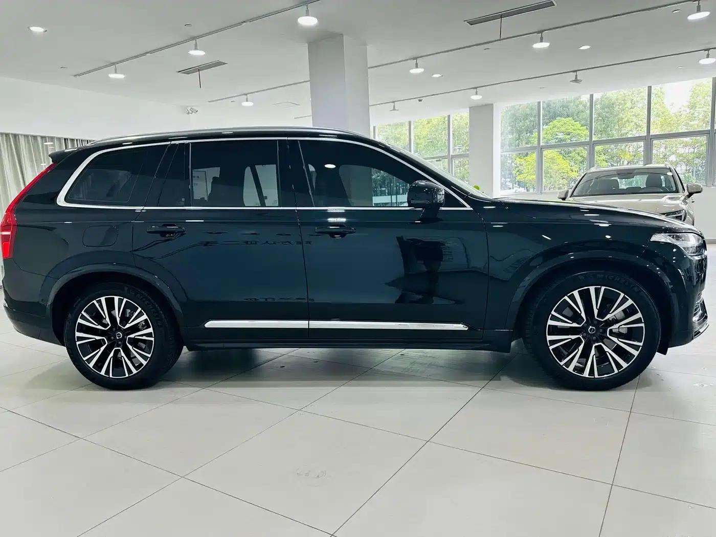 2024 Volvo XC90 Plug-in Hybrid T8 Inscription Luxury Edition (7-seater) — миниатюра 7
