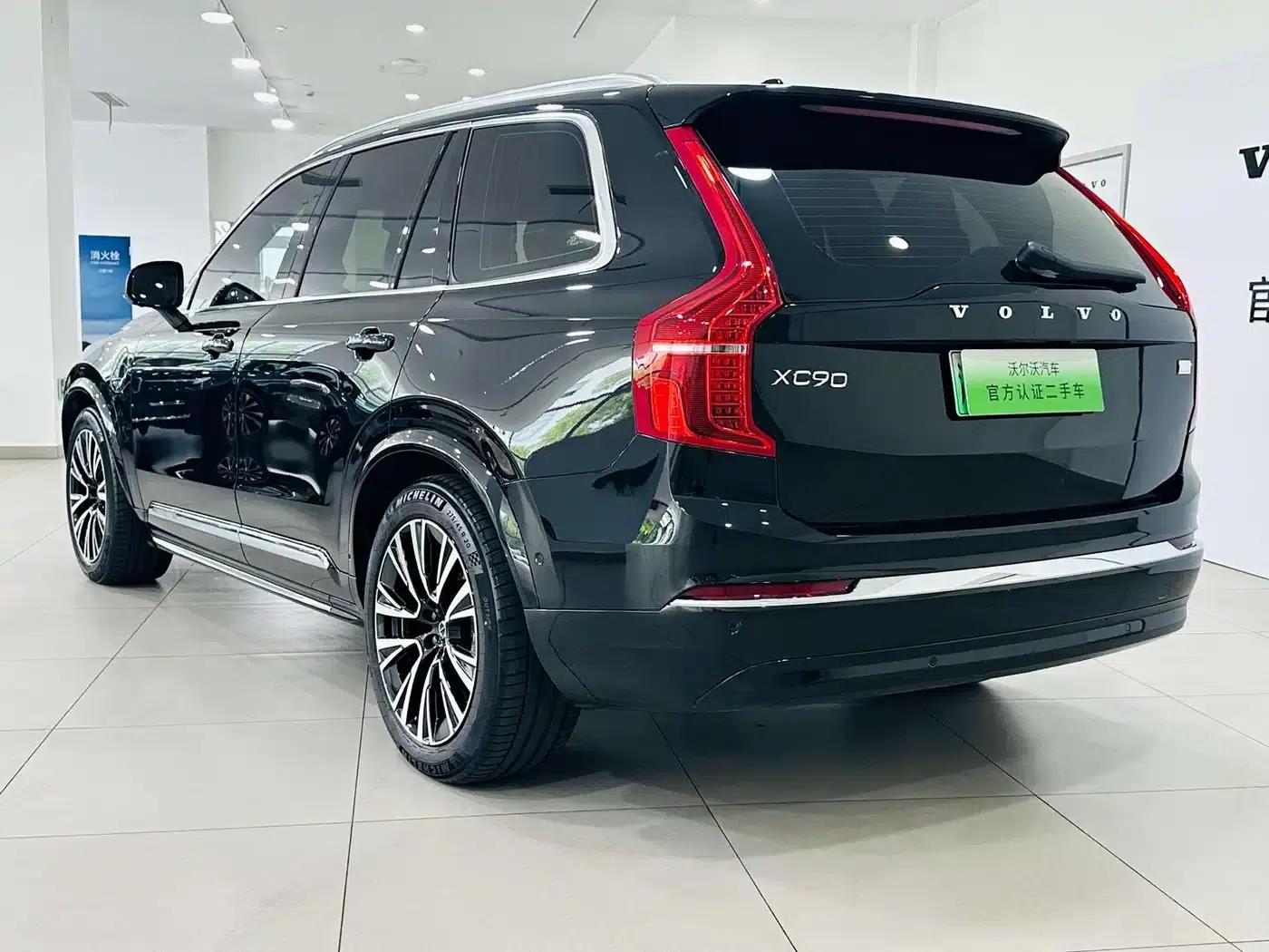 2024 Volvo XC90 Plug-in Hybrid T8 Inscription Luxury Edition (7-seater) — миниатюра 8