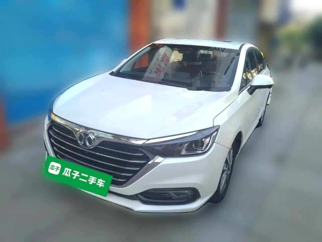 BAIC Senova D50 2018 1.5L Manual Prestige Intelligent Drive Edition — миниатюра 1