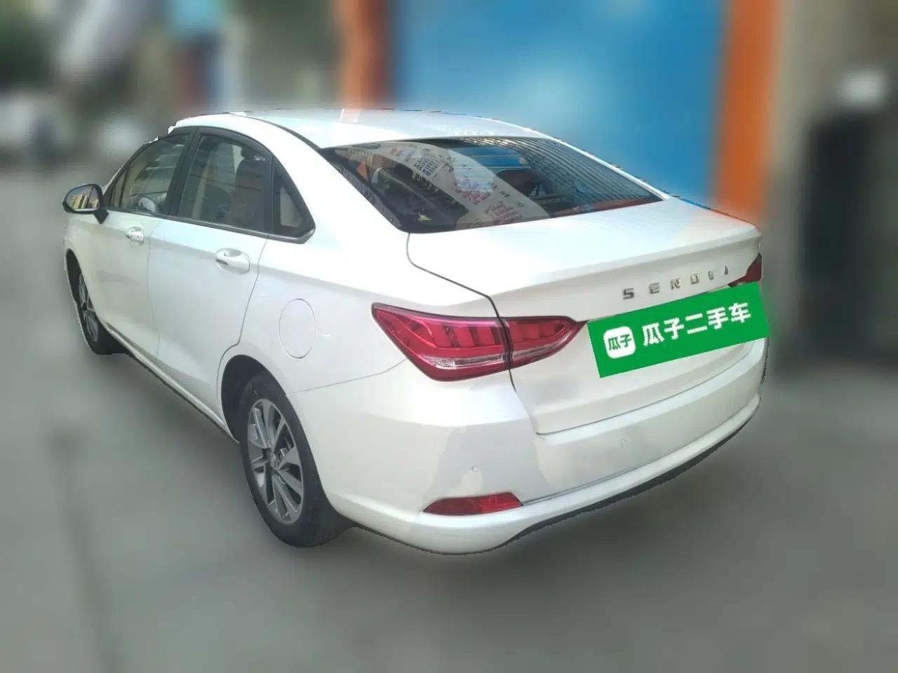 BAIC Senova D50 2018 1.5L Manual Prestige Intelligent Drive Edition — миниатюра 4